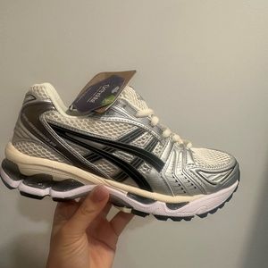 ASICS Gel Kayano 14 Plum - NEVER WORN